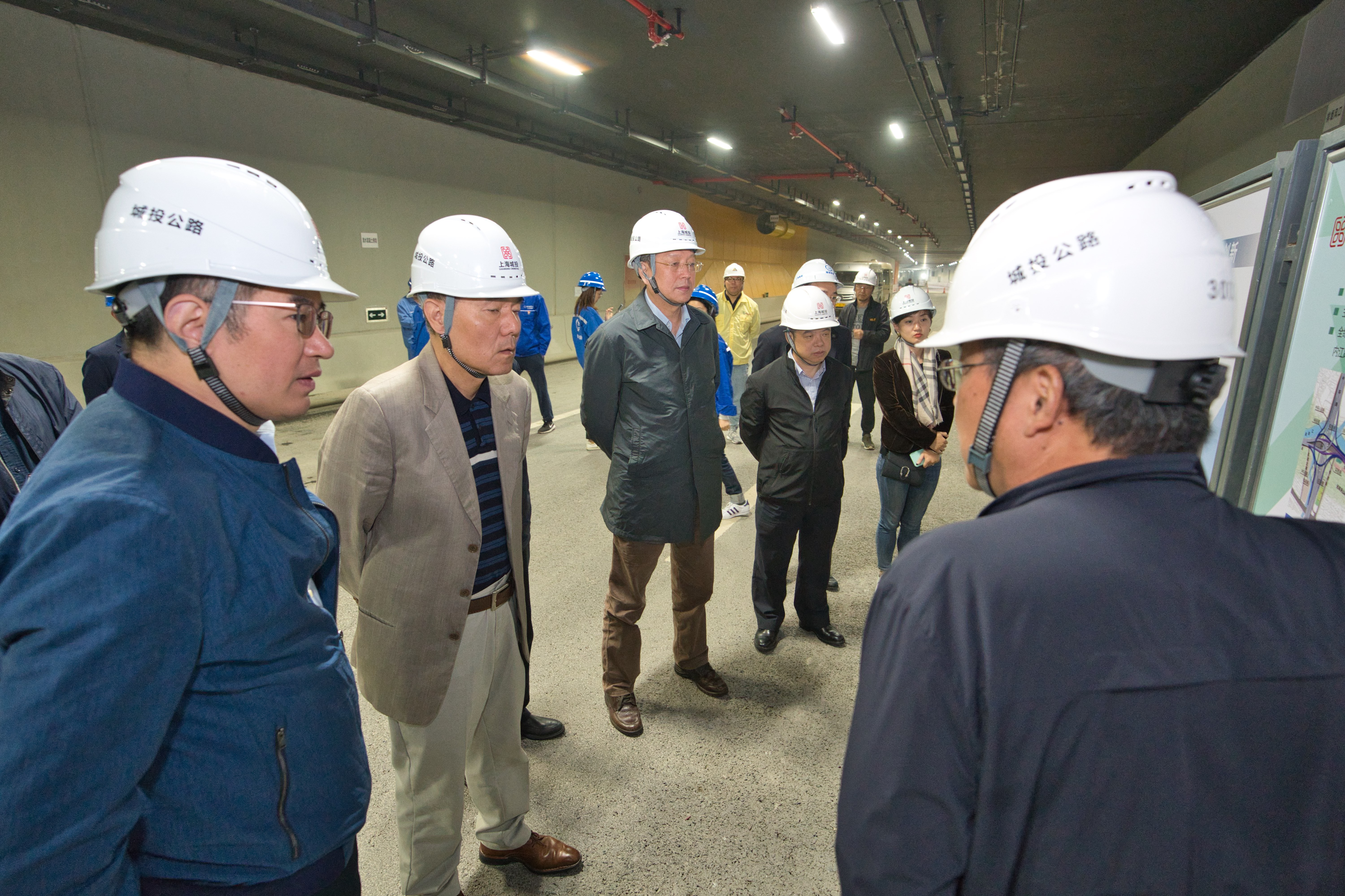 协会领导调研北横通道天目路高架项目