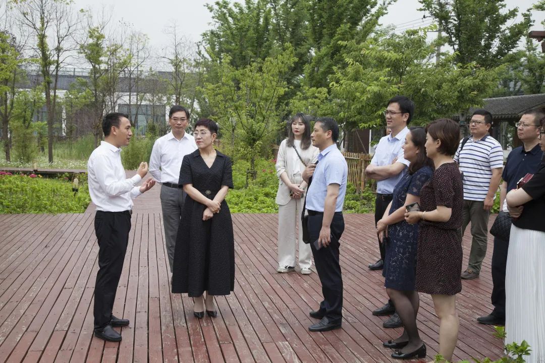 共话绿水青山聚力城市更新市人大常委会基层立法联系点市绿色建筑协会召开青年委员会工作会议